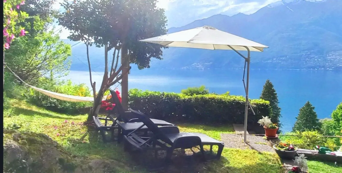 Holiday home Casa Camelie Villa Pino Lago Maggiore