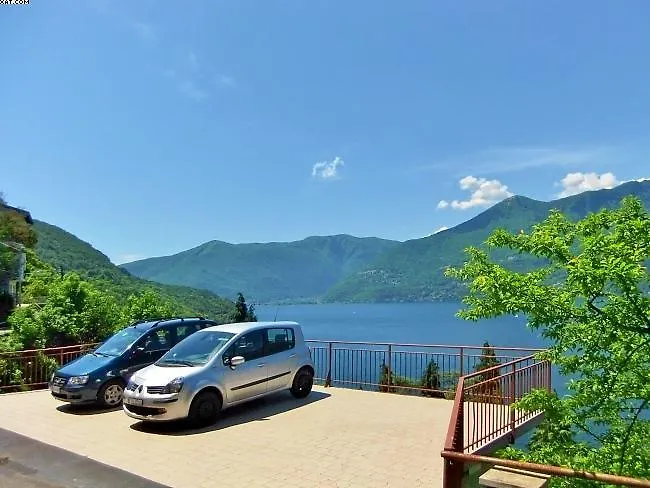 Holiday home Casa Camelie Villa Pino Lago Maggiore
